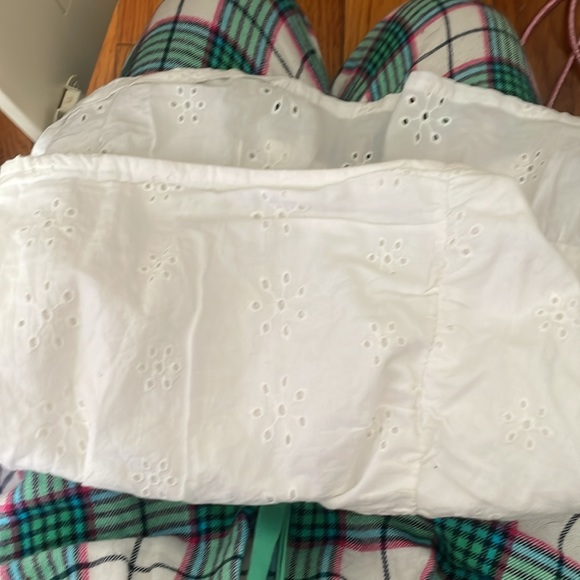 white floral skirt - Picture 2 of 2